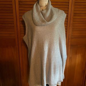 Beautiful cowl neck sleeveless sweater!
